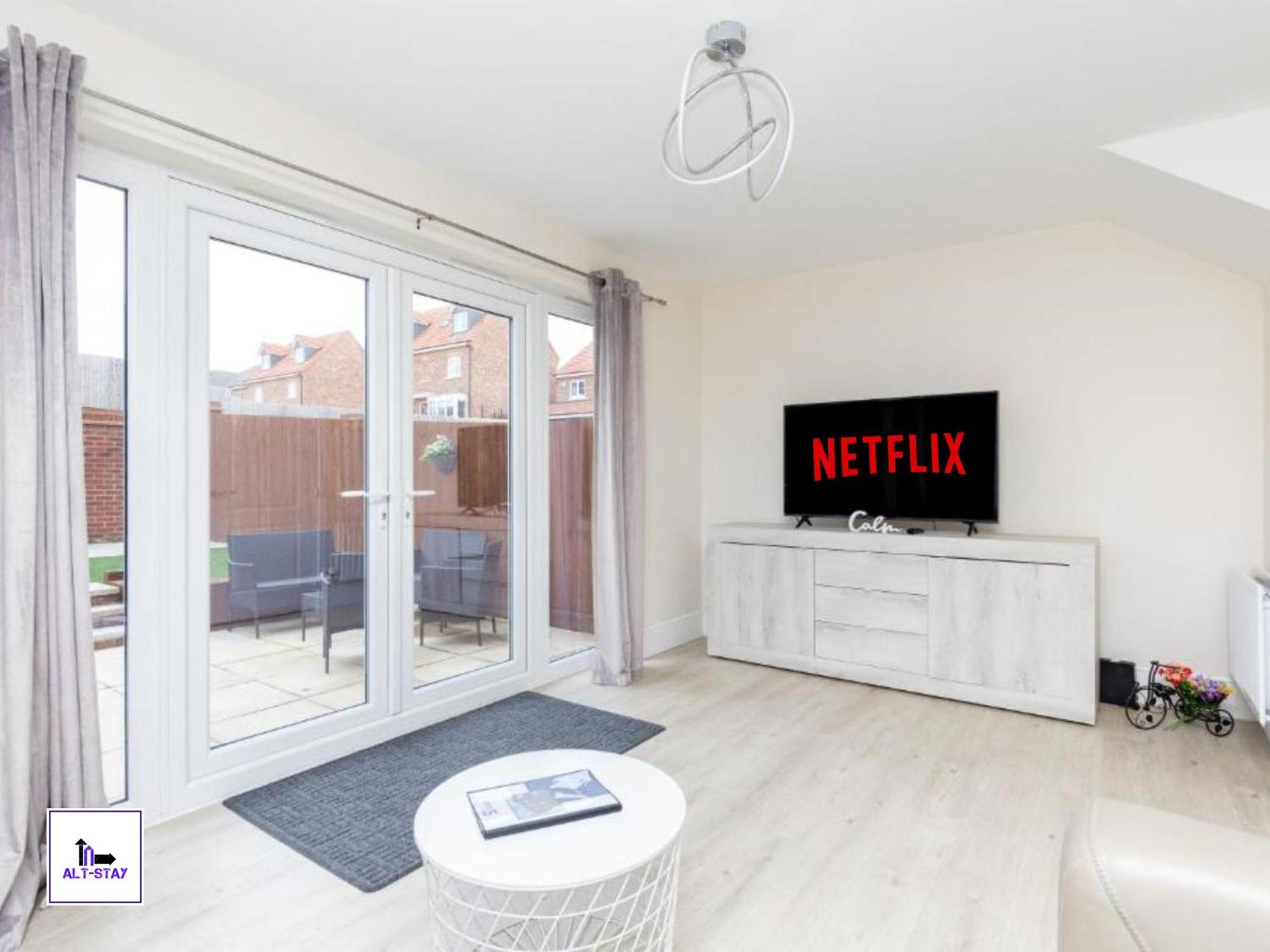 4 Bed 3 Bath - Kirkstall House By Alt-Stay Accommodation - Ideal For Contractors & Remote Workers - Long Stays Welcome Wakefield Buitenkant foto